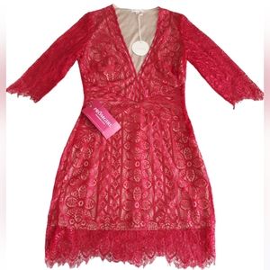 NWT Luxxel Medium Dress